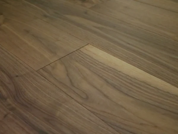 Sylvania WALNUT NATURAL